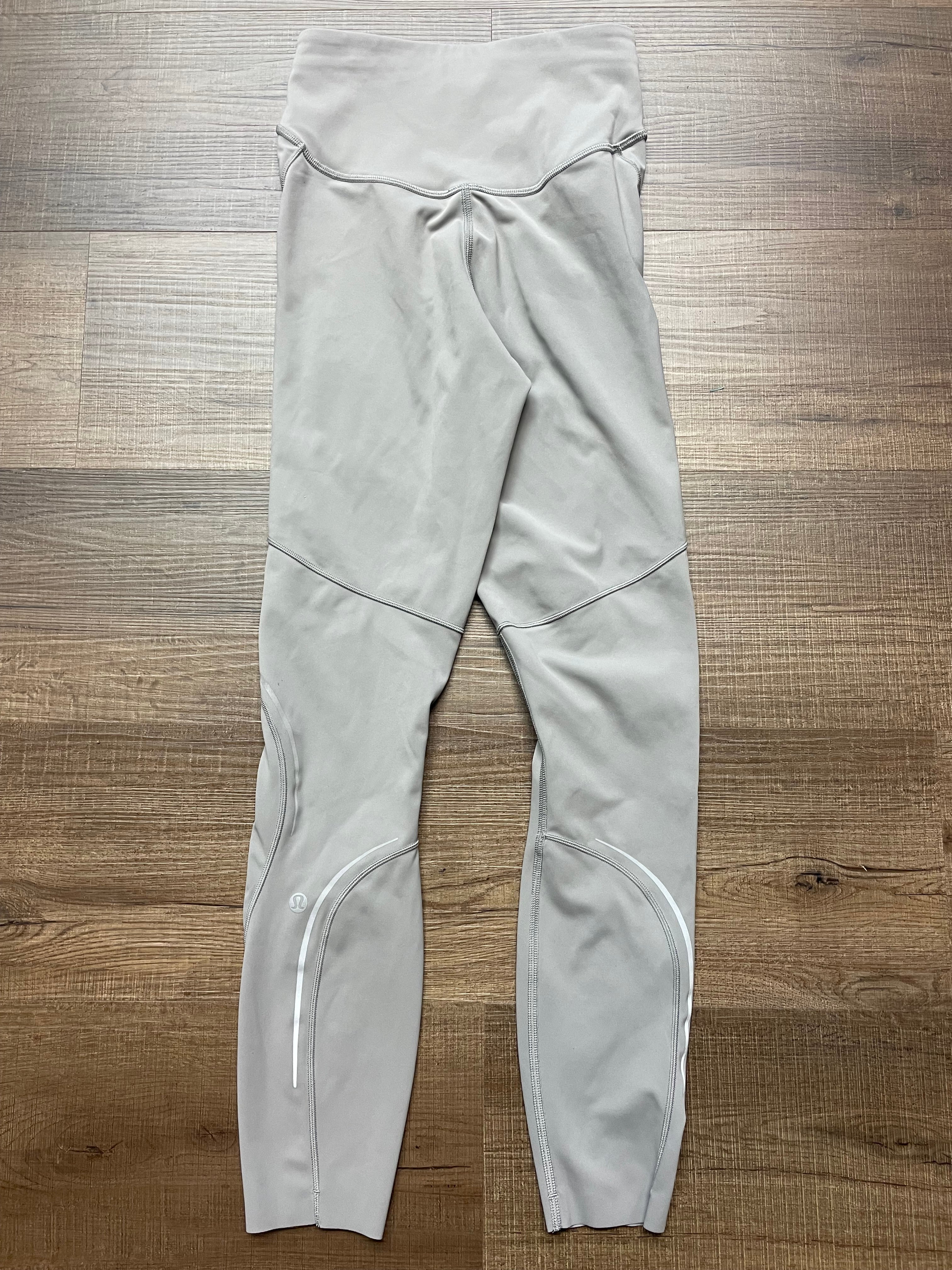 Lululemon Base Pace High-Rise Reflective Tight 25" (2)