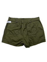 Old Navy NWT Women's High Rise OG Chino Shorts (XL) - BinxBerry Consignment