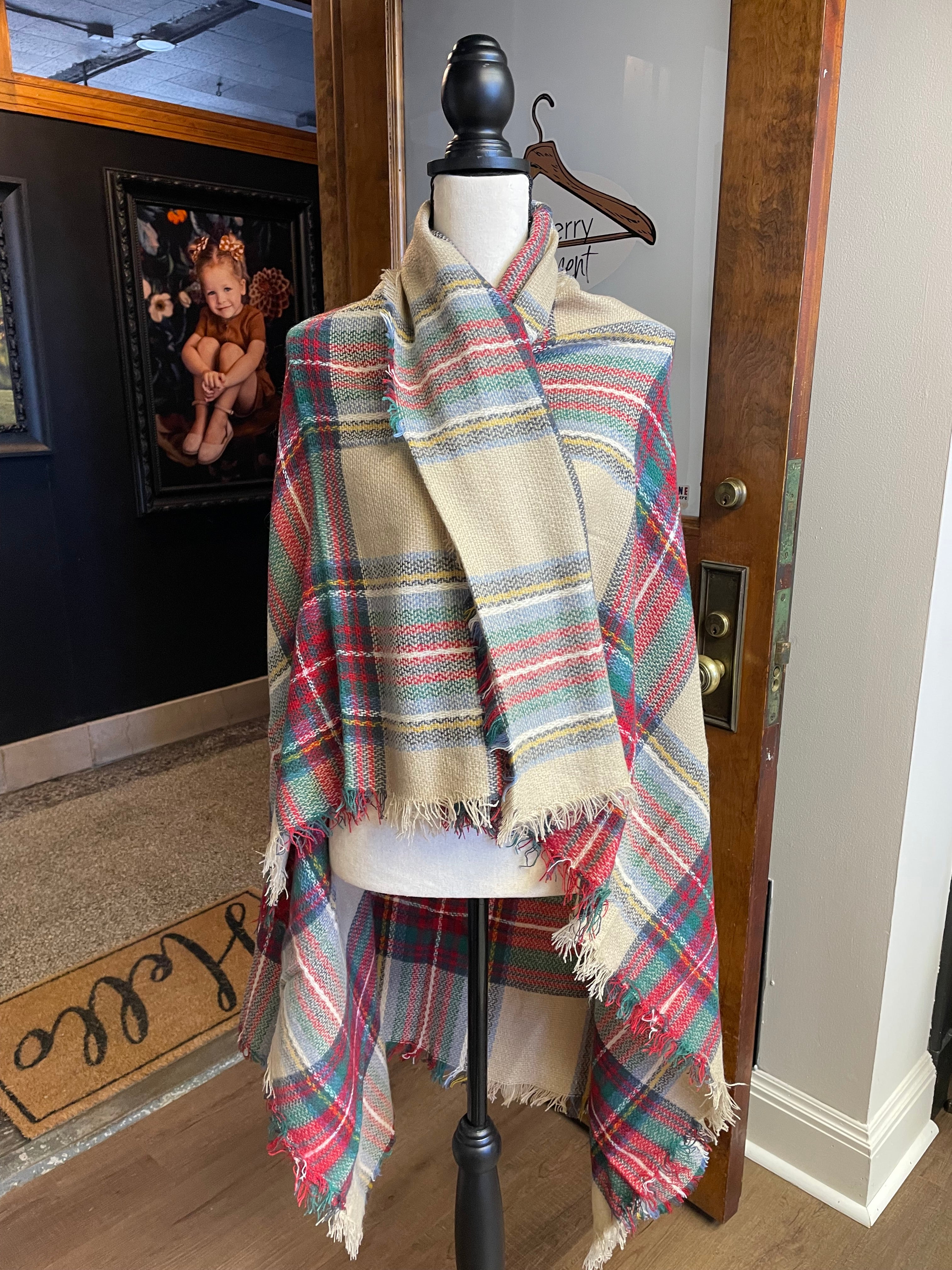 Colleens Collectibles Plaid Scarf (50x55)
