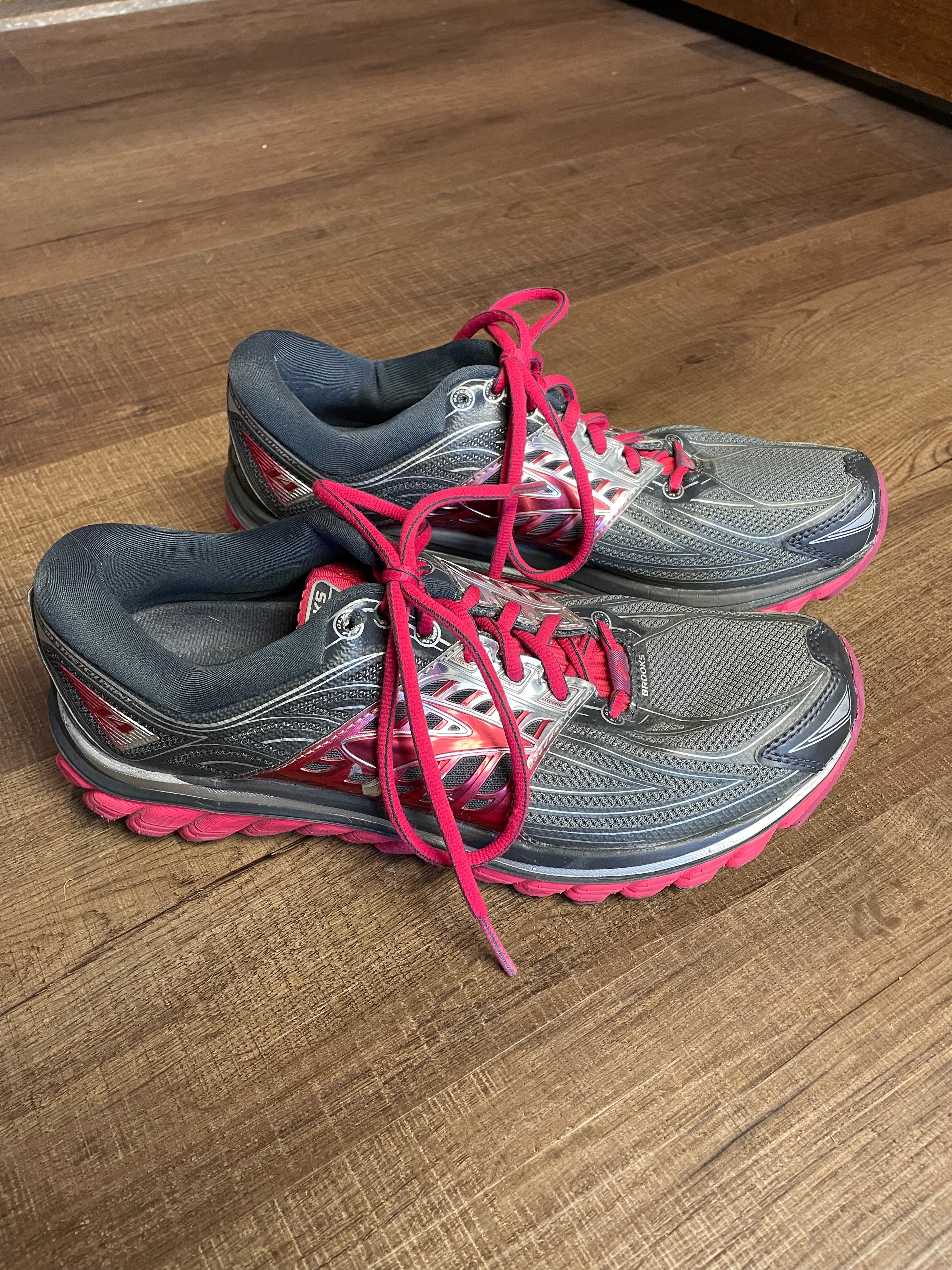 Brooks Glycerin 14 Women's Athletic Shoe (9.5)