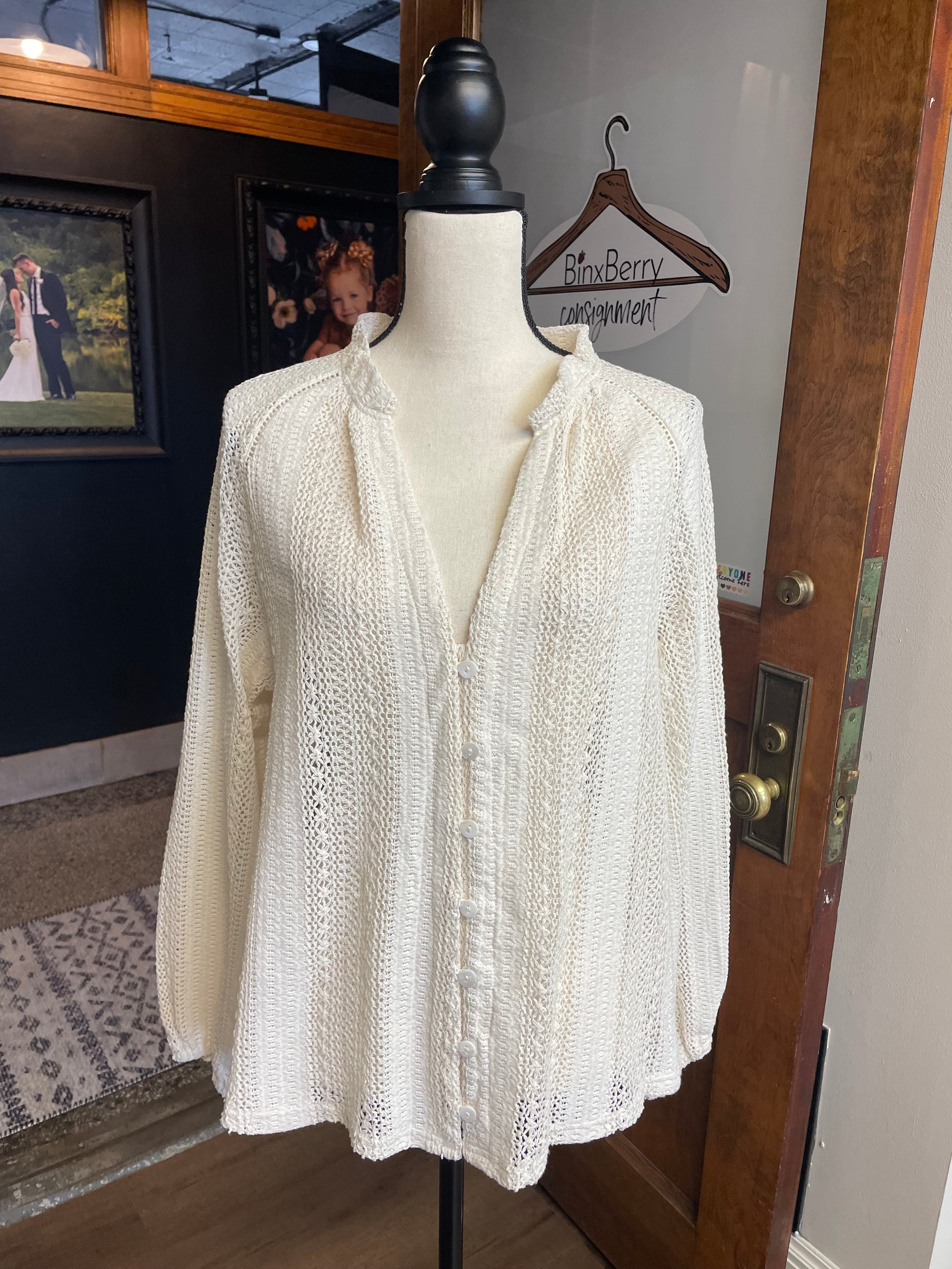 Women's Button-Down Sweater Top (XL)