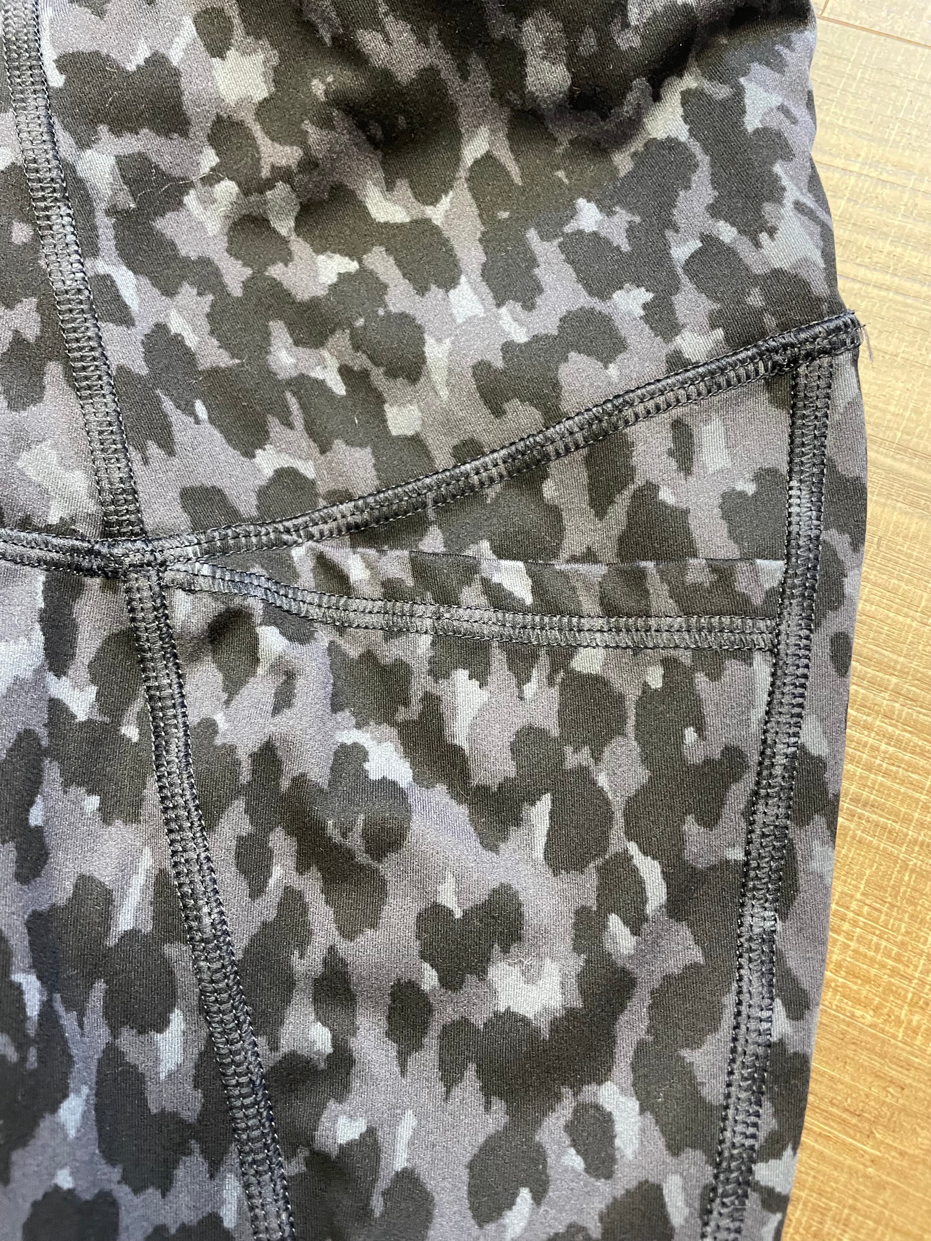 All in Motion Camo Print Leggings (S)