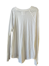 We The Free Women's 100% Cotton Long Sleeved Tee (M)