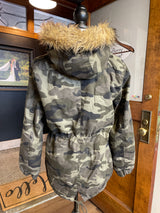 Papillion Sherpa Lined Hooded Women's Camo Coat (L)