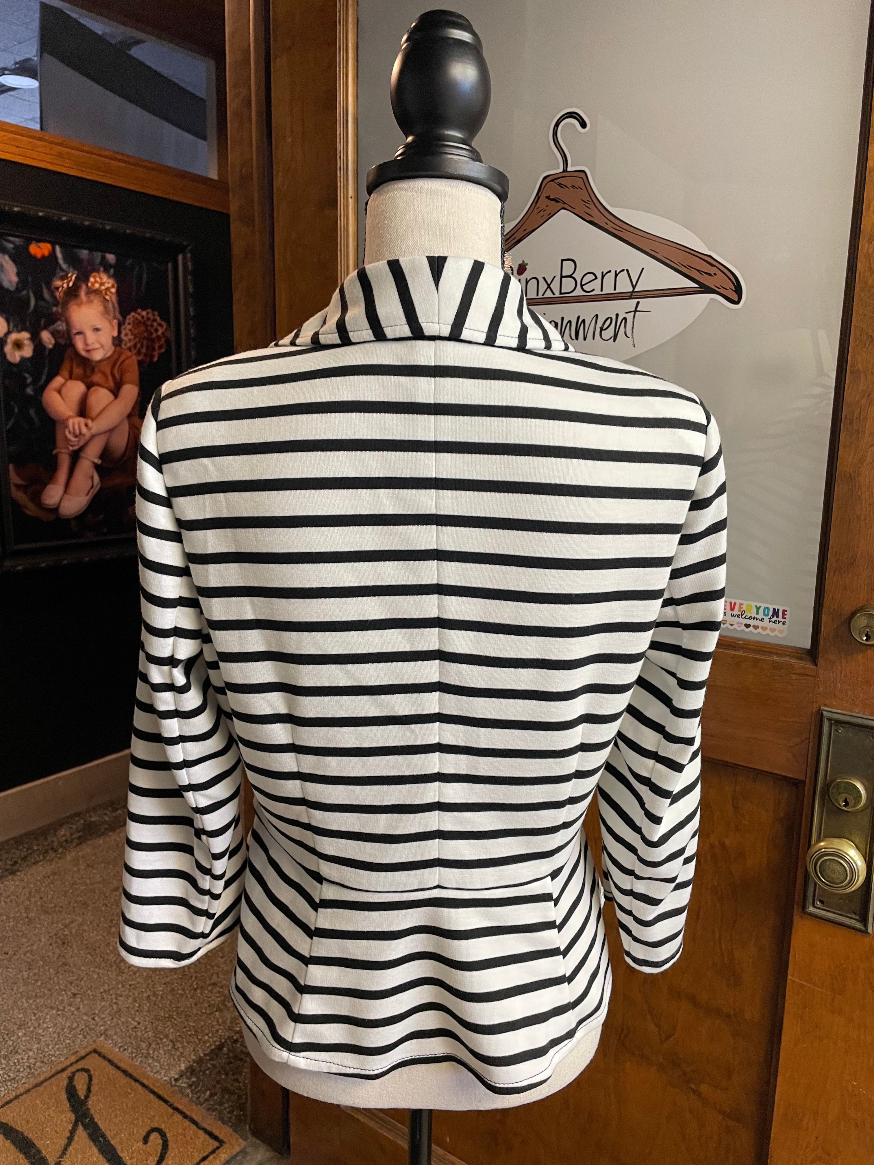 White House Black Market Pinstriped Knit Blazer (10) - BinxBerry Consignment