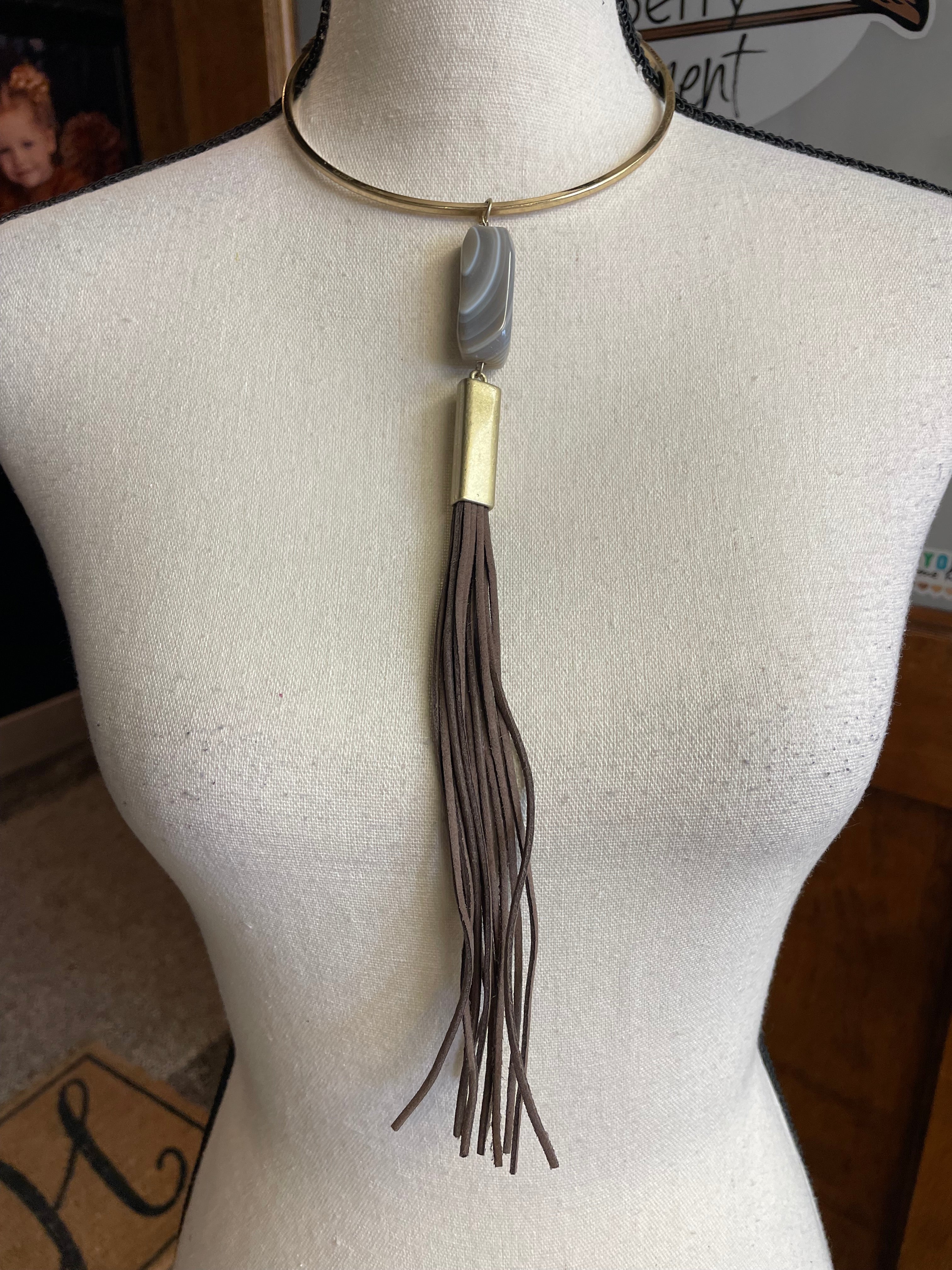 Boho-Style Lariat Necklace - BinxBerry Consignment