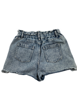 New In High Waisted Women's Denim Shorts (M) - BinxBerry Consignment