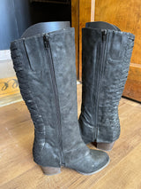 Fergalicious Tinley-T Women's Knee High Boot (9.5W) - BinxBerry Consignment