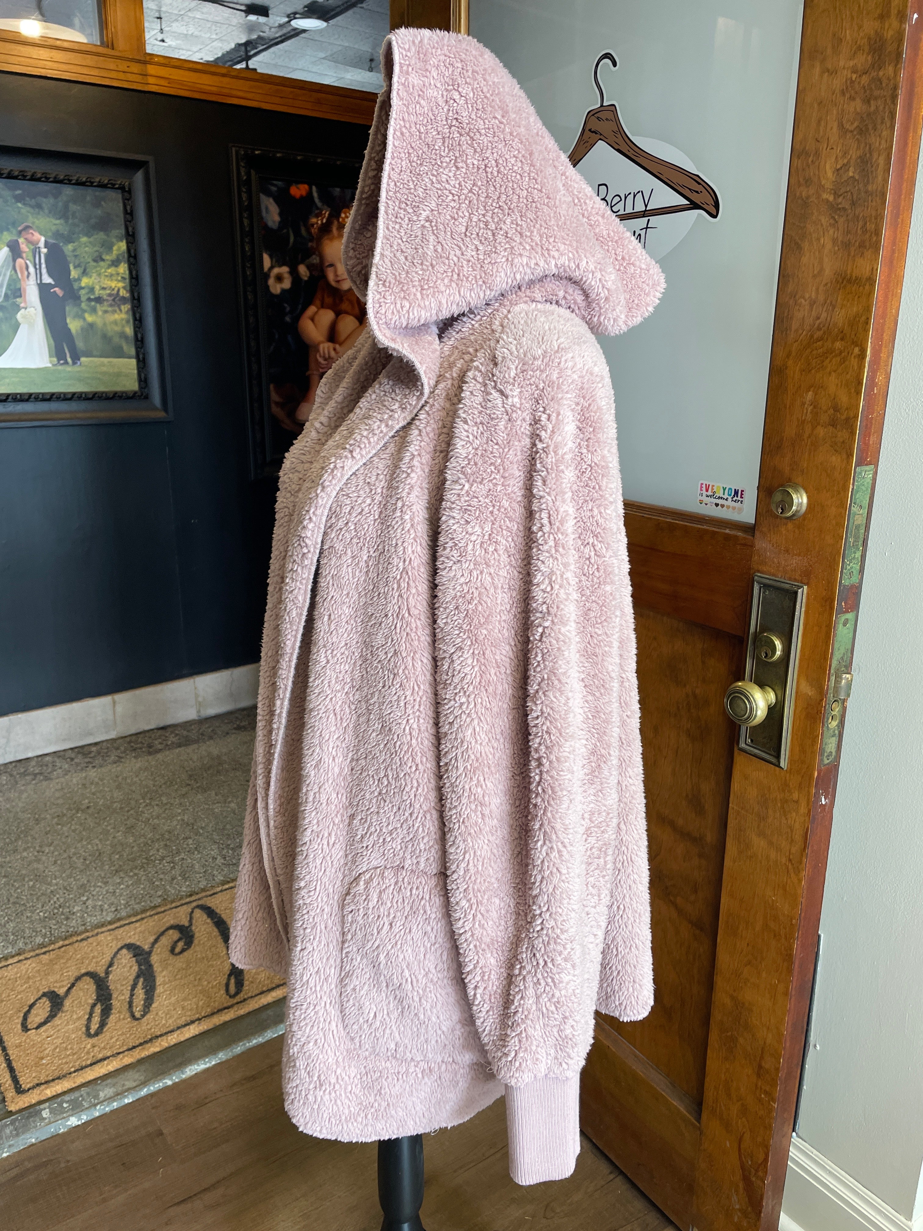 Hem & Thread Sherpa Cardigan Hoodie (OS)