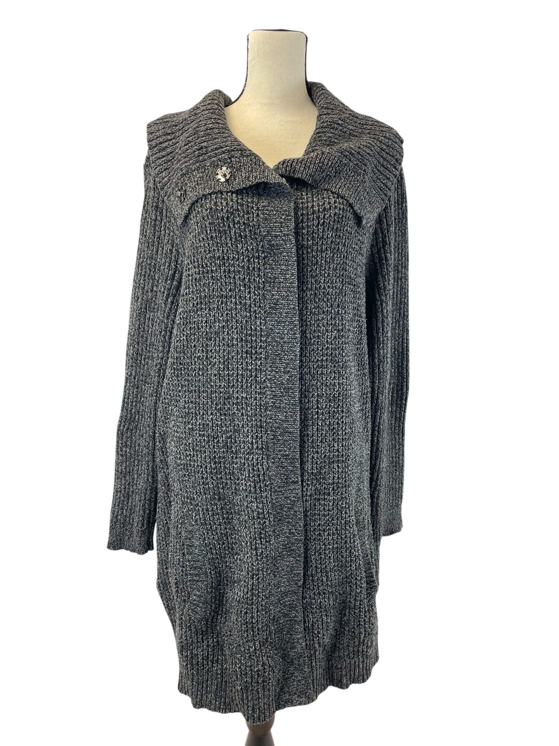 Old Navy Lambswool Snap Front Sweater (XXL) - BinxBerry Consignment