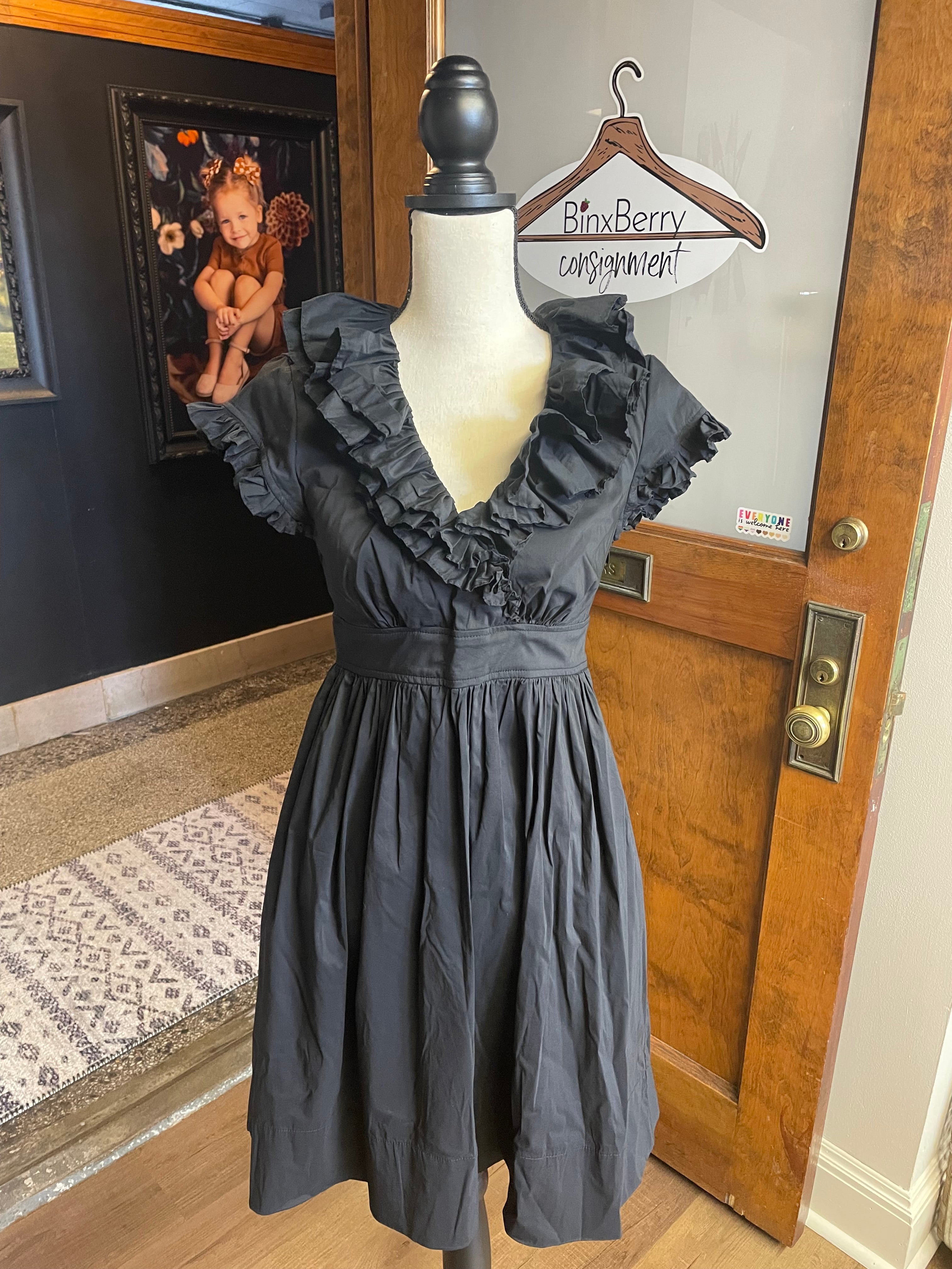 Maggie London Ruffled V-Neck Sheath Dress (6)