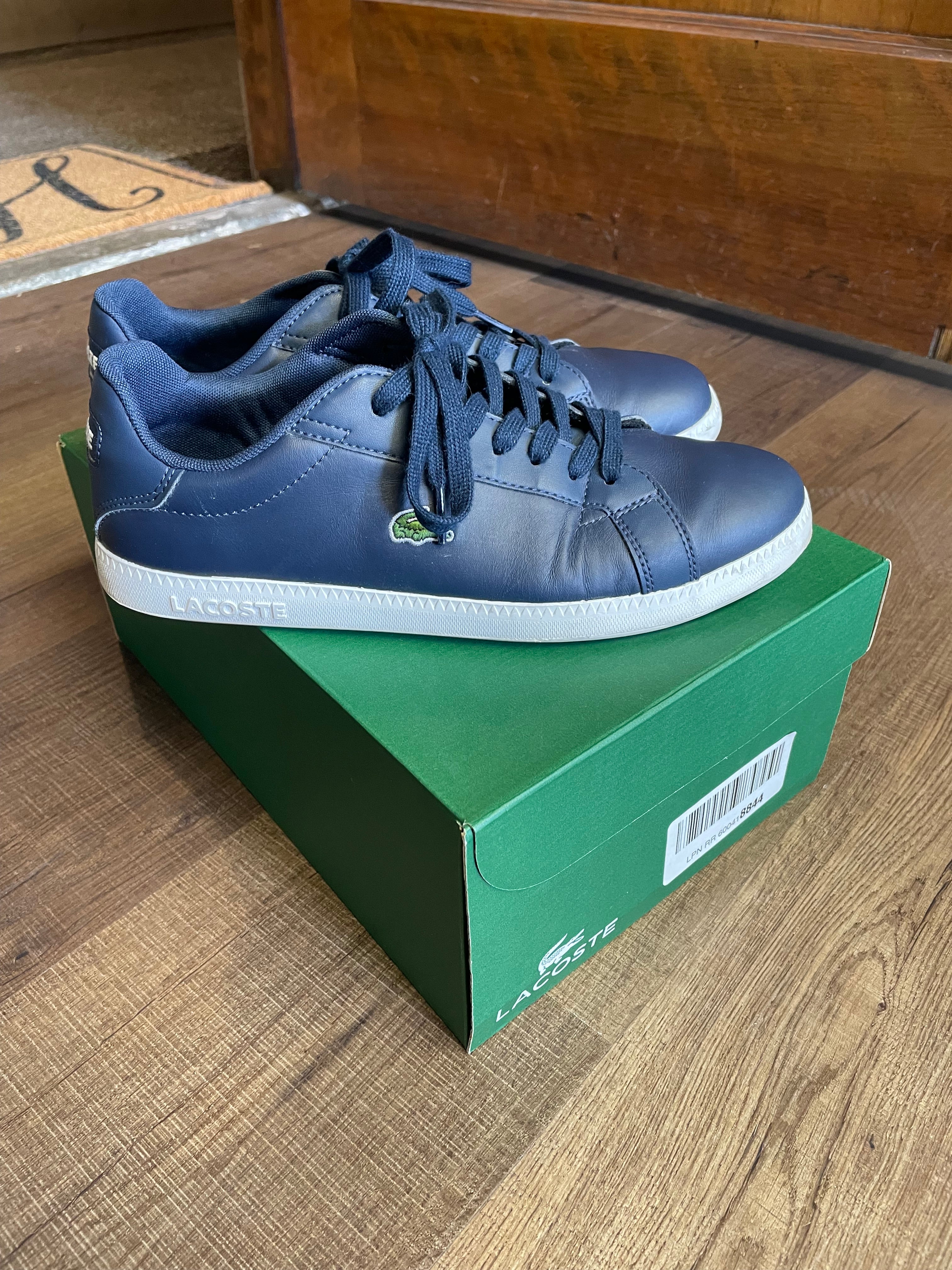 Lacoste Graduate BL 1 Women's Navy Sneaker (8.5) - BinxBerry Consignment