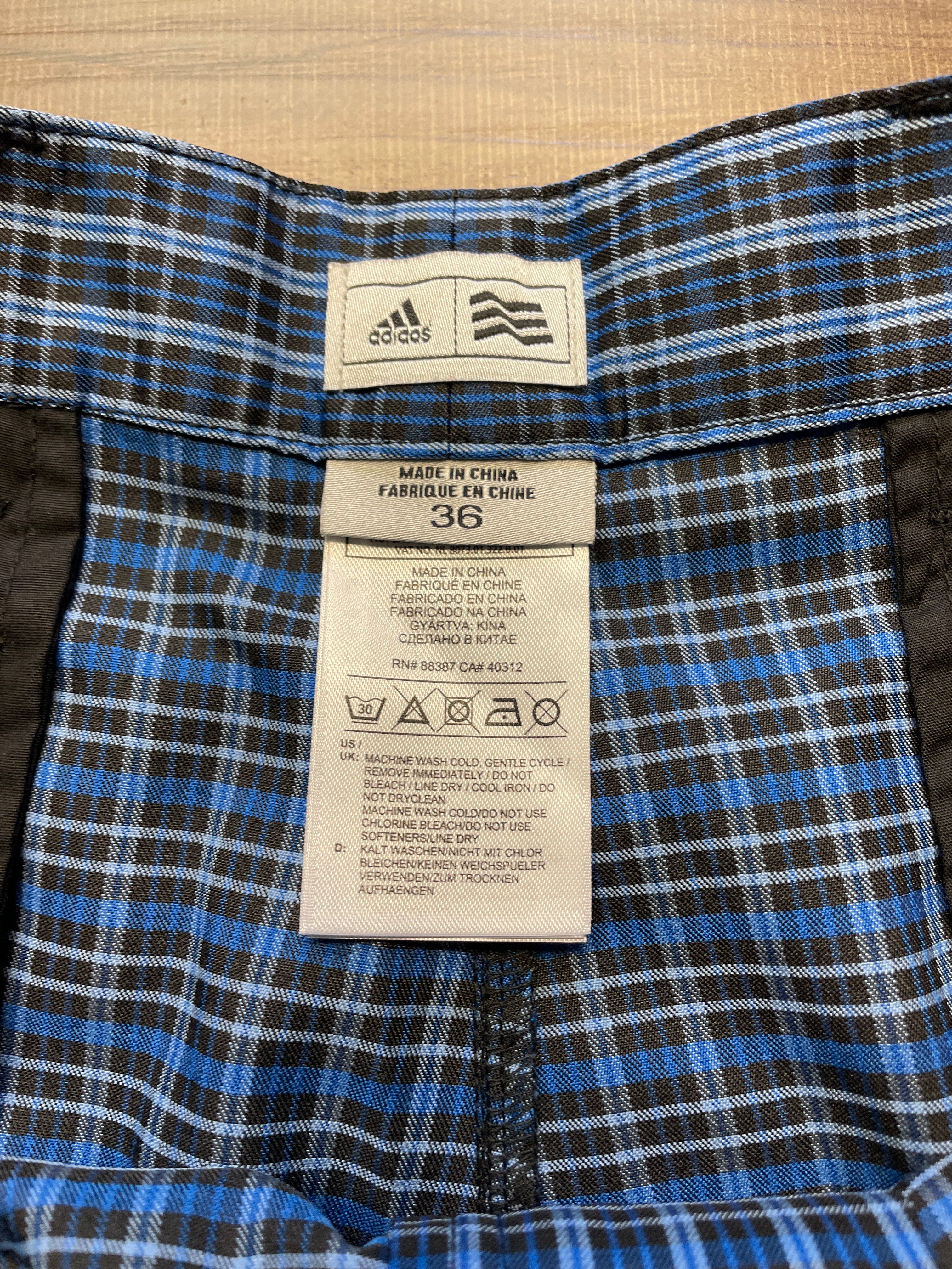 Adidas Men's Plaid Golf Shorts (36)