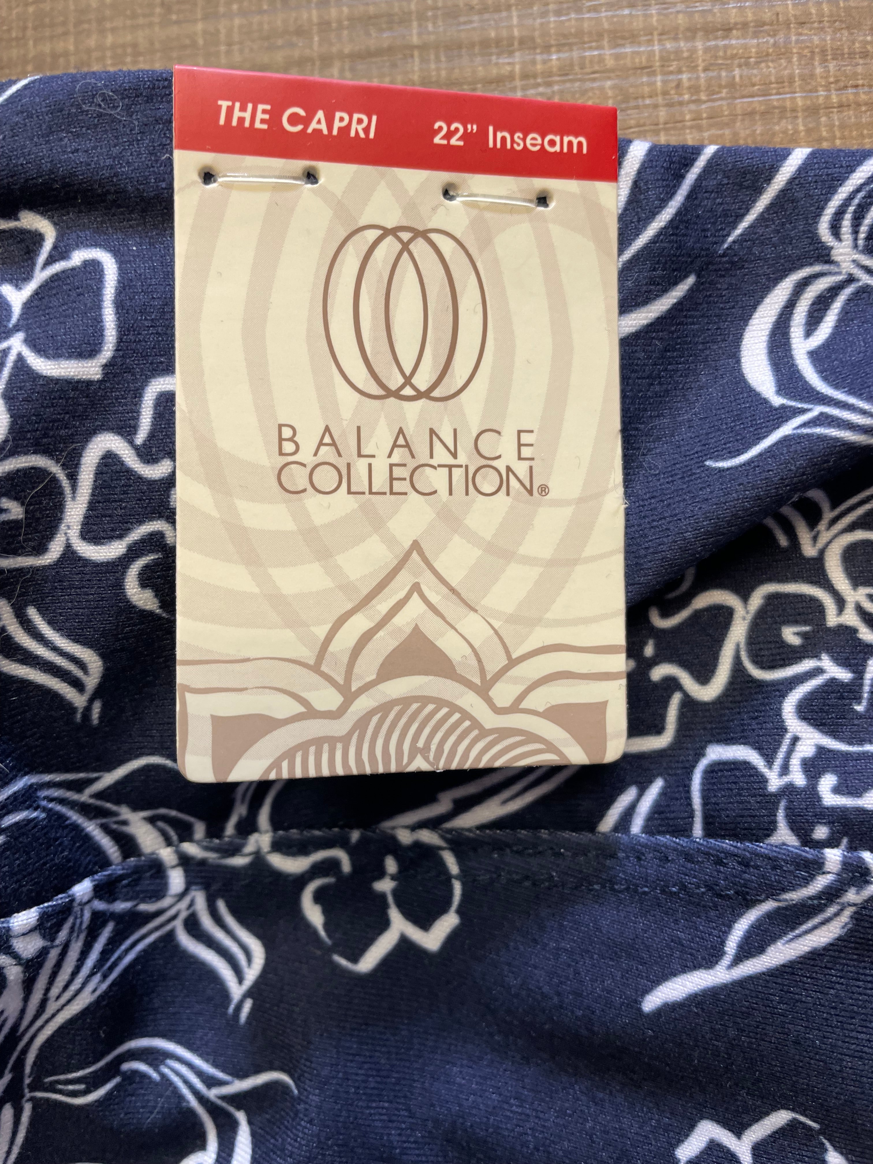 Balance Collection The Capri Women's Leggings (S)