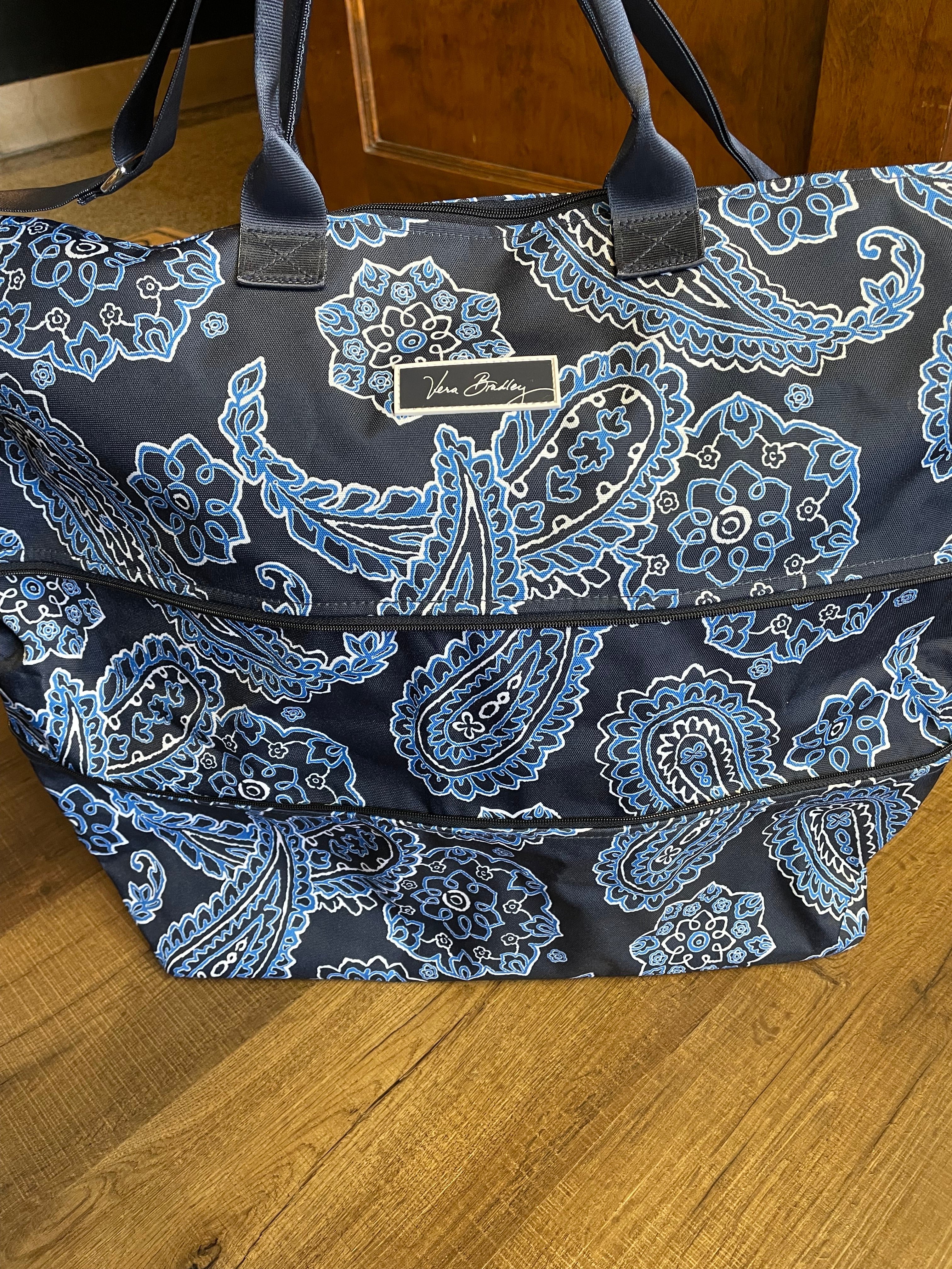 Vera Bradley Lighten Up Expandable Blue Bandana Travel Bag