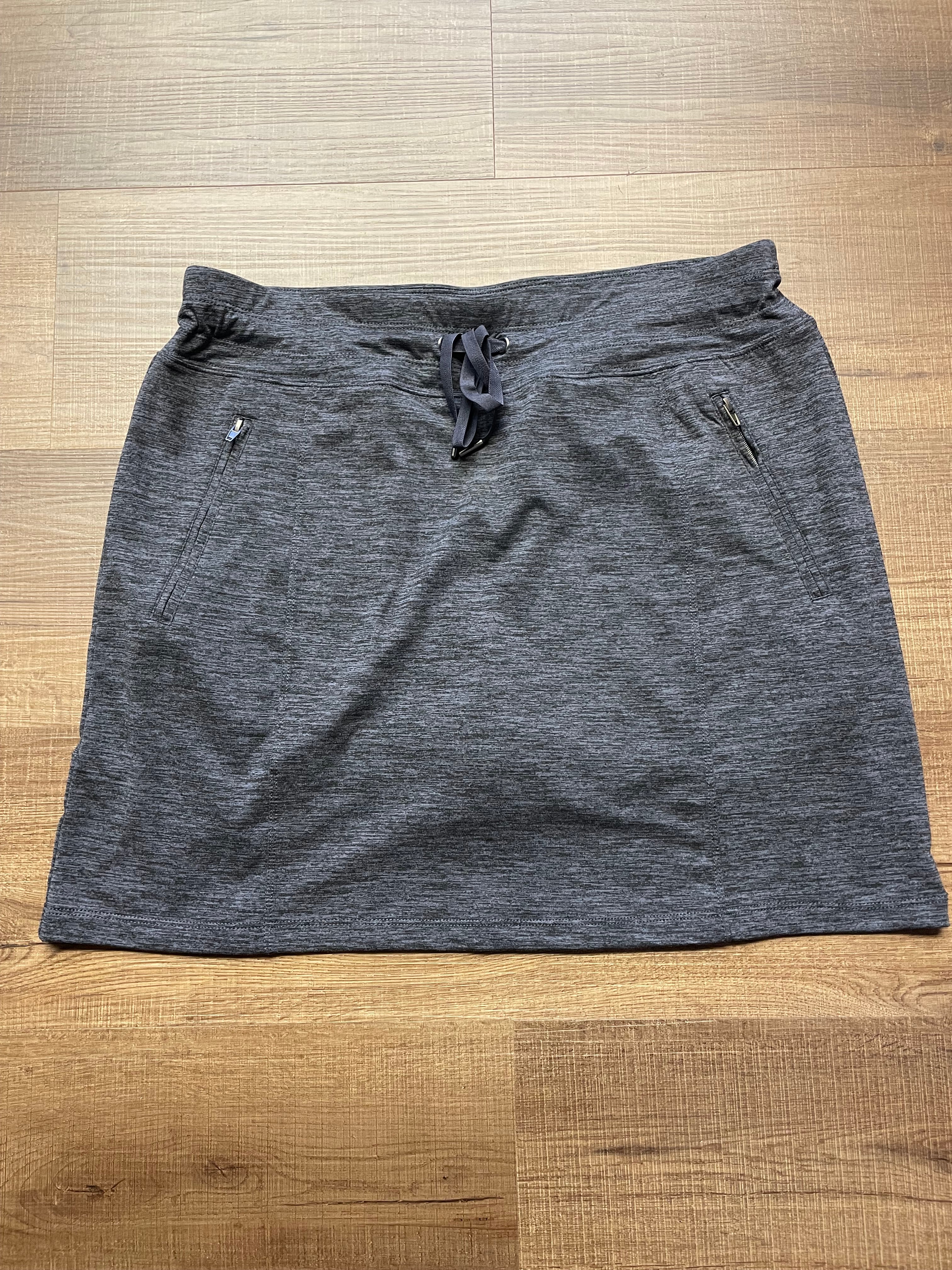 Tangerine Extra Soft Active Women's Skort (L)