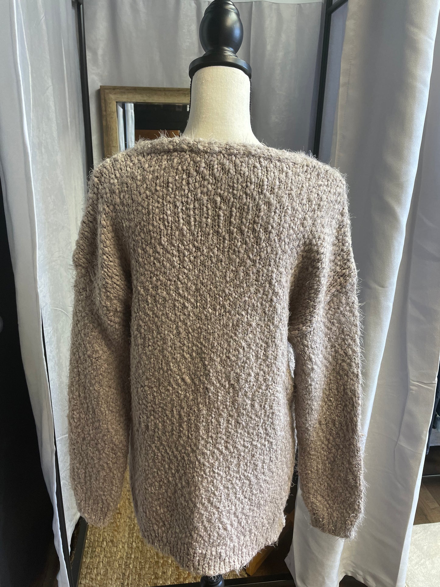 SOJO Eyelash Sweater (M)