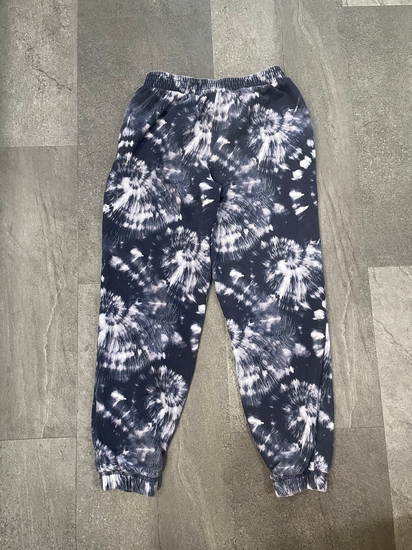 Art Class Tie-Dye Fleece Sweatpants (YXL)