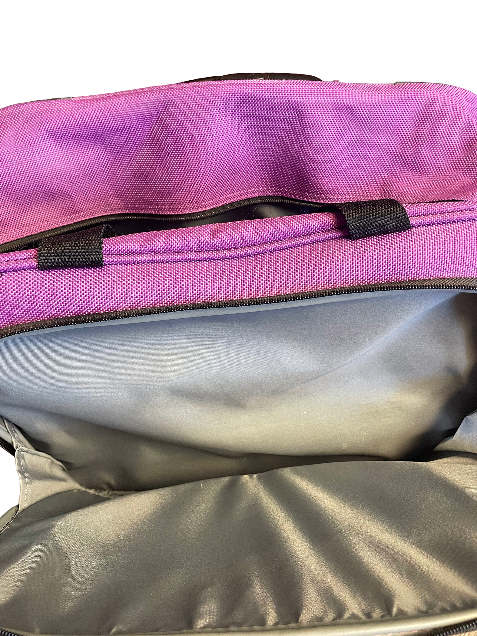 American Tourister Rolling Carry On 18" Luggage 18" - BinxBerry Consignment