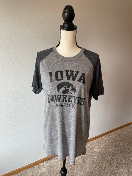 Rivalry Threads 91 Hawkeye Shirt (L)