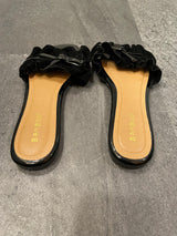 Bamboo Black Slide (8)