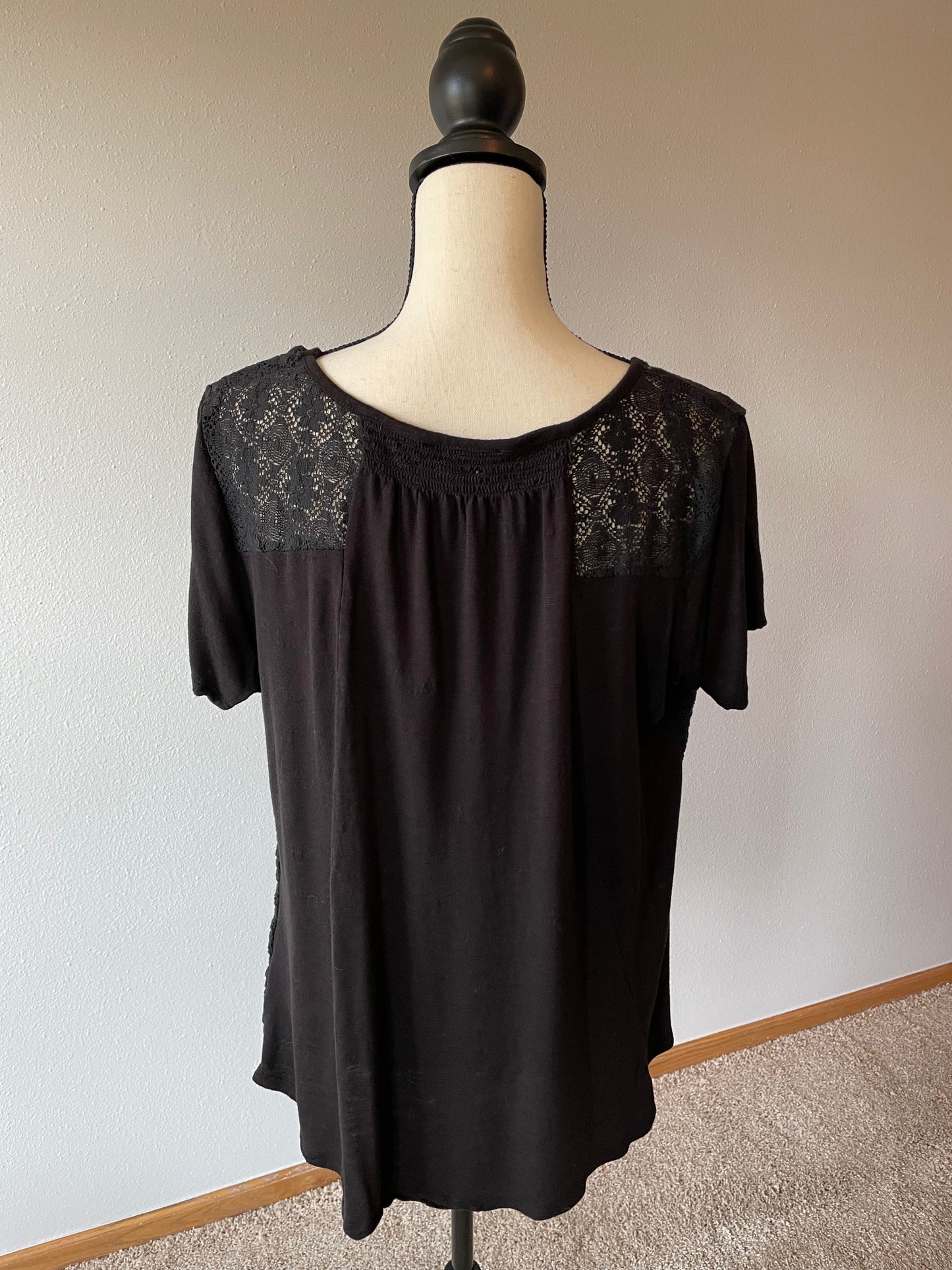 Ruff Hewn Women's Black Shirt (XL)