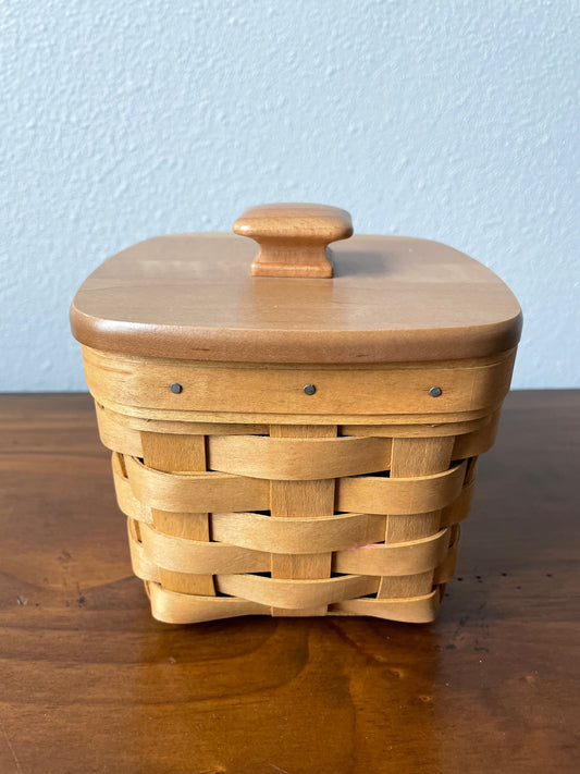 Longaberger Teaspoon Basket with Cover
