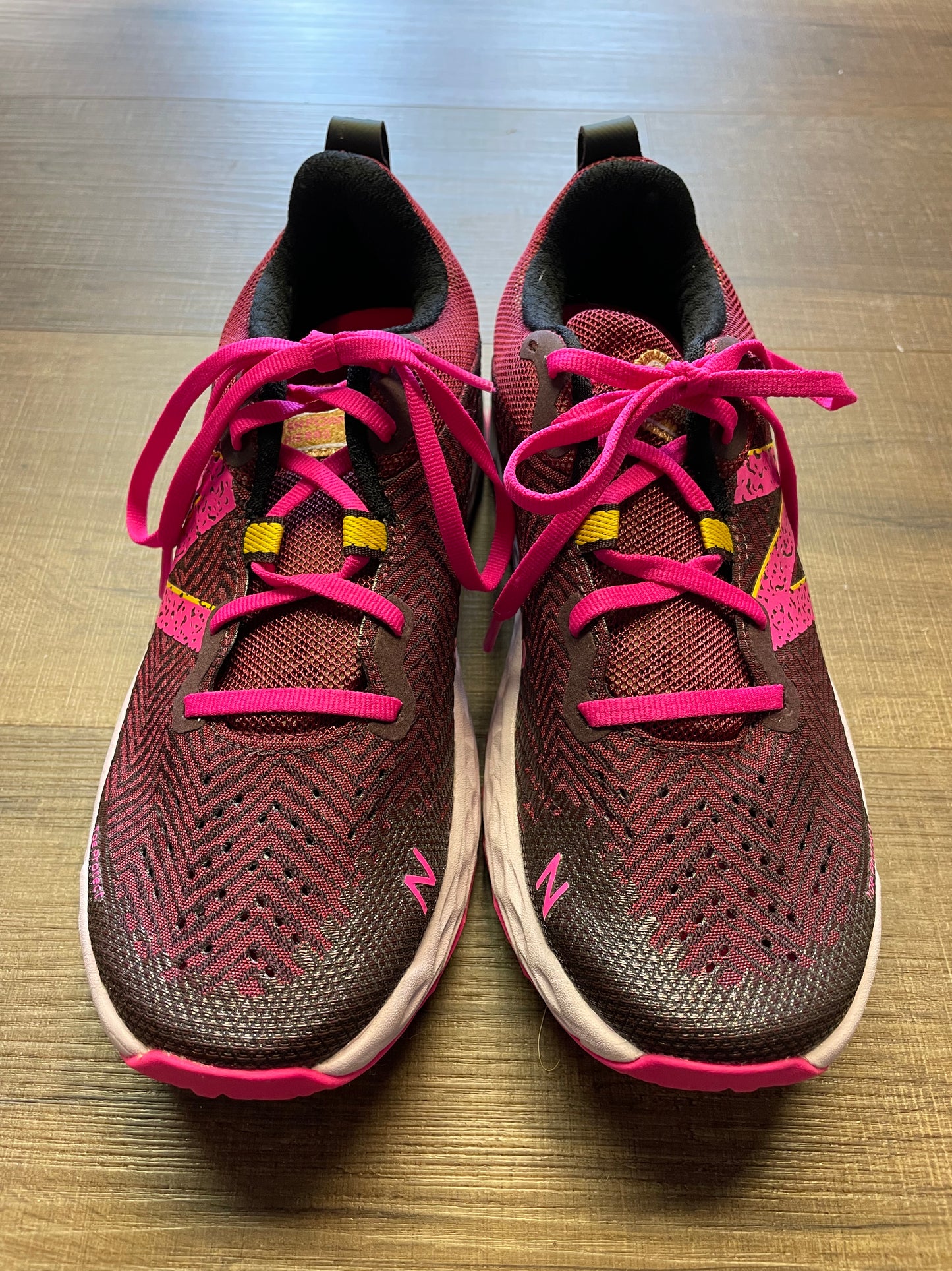 Women's New Balance Hierro V6 Trail Running Shoes (8)