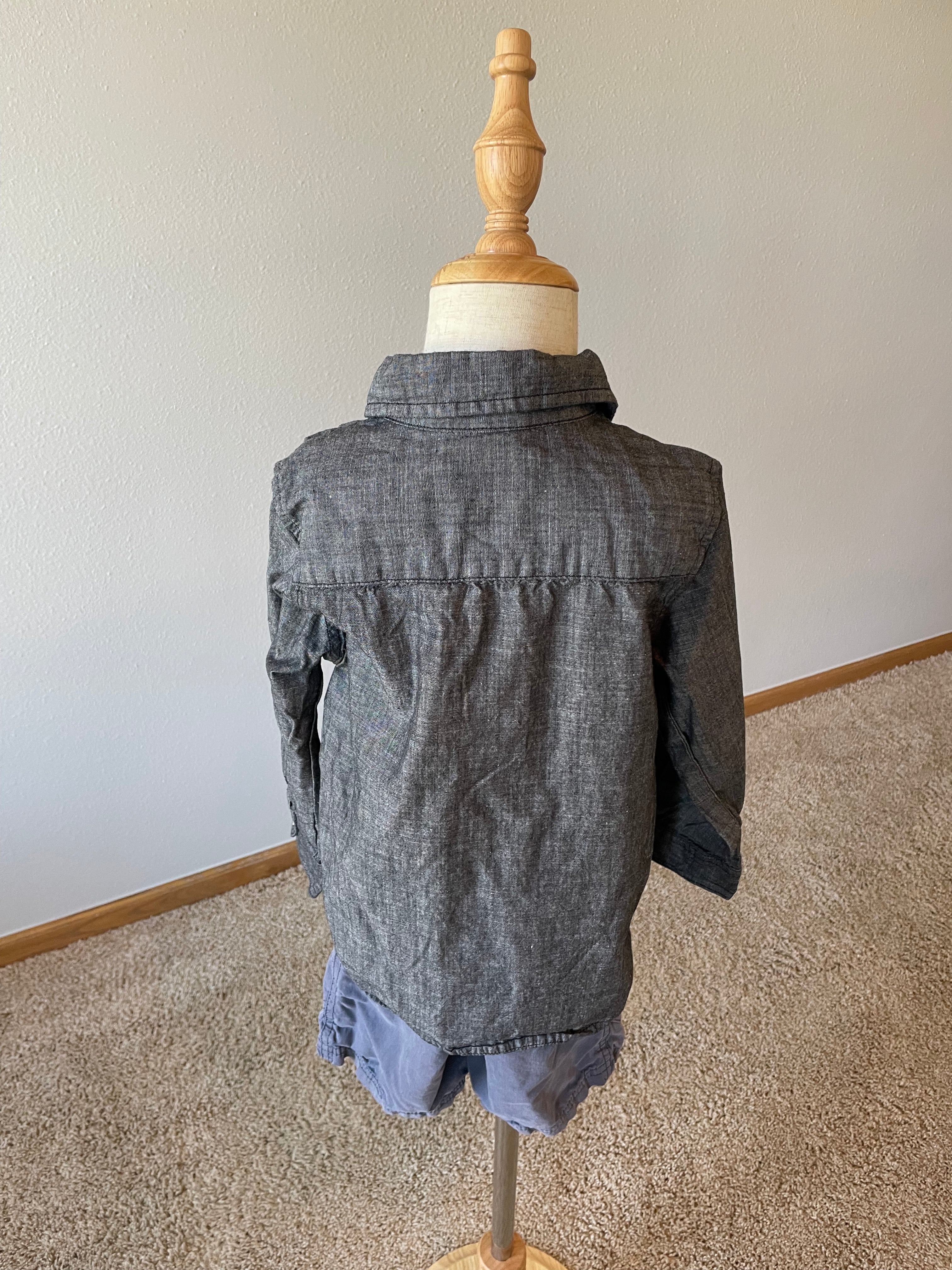 Wrangler Dark Gray Button Up Shirt (5T) - BinxBerry Consignment