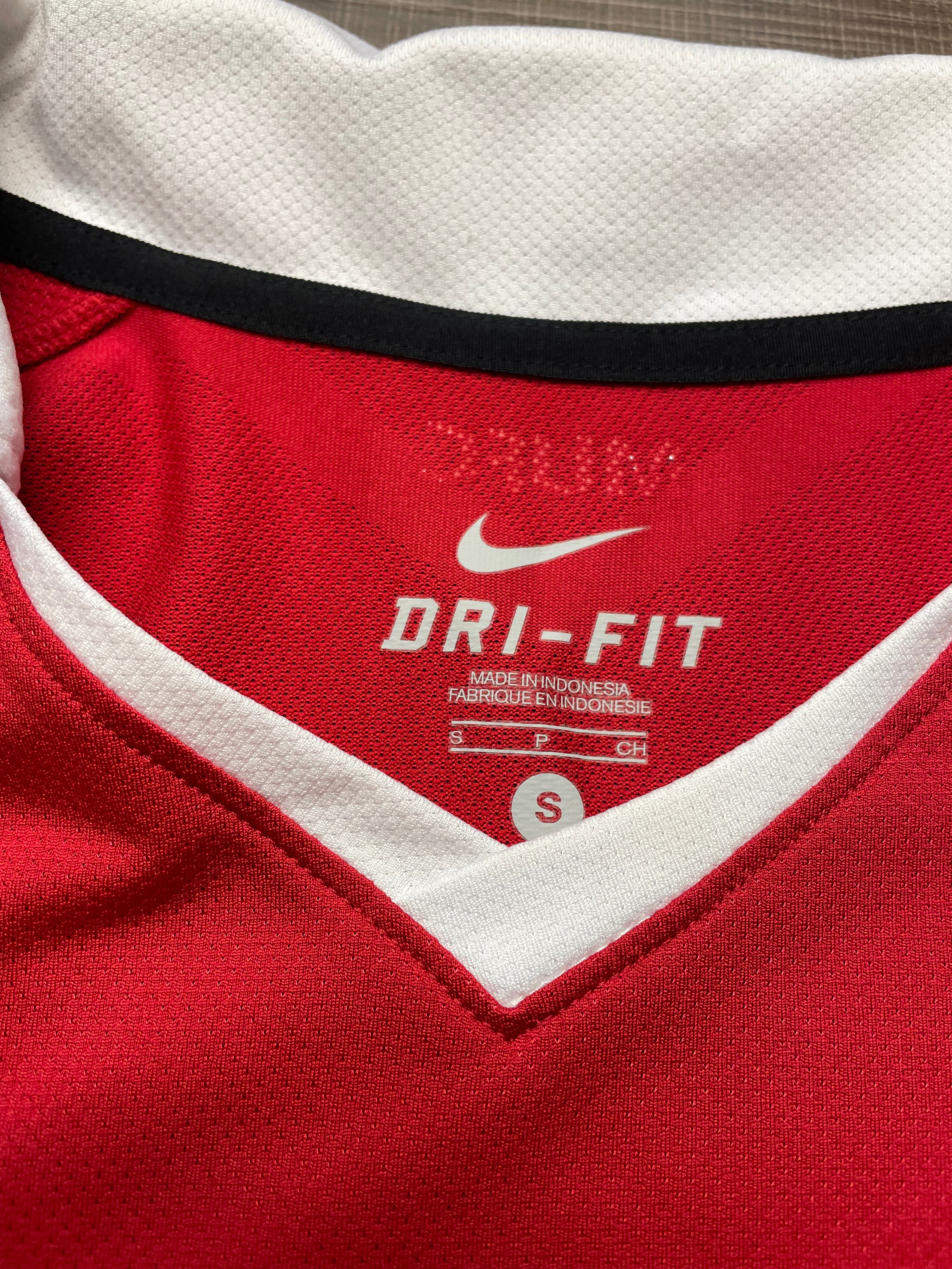 Nike DRI-Fit Men's Manchester United Soccer Jersey (S)