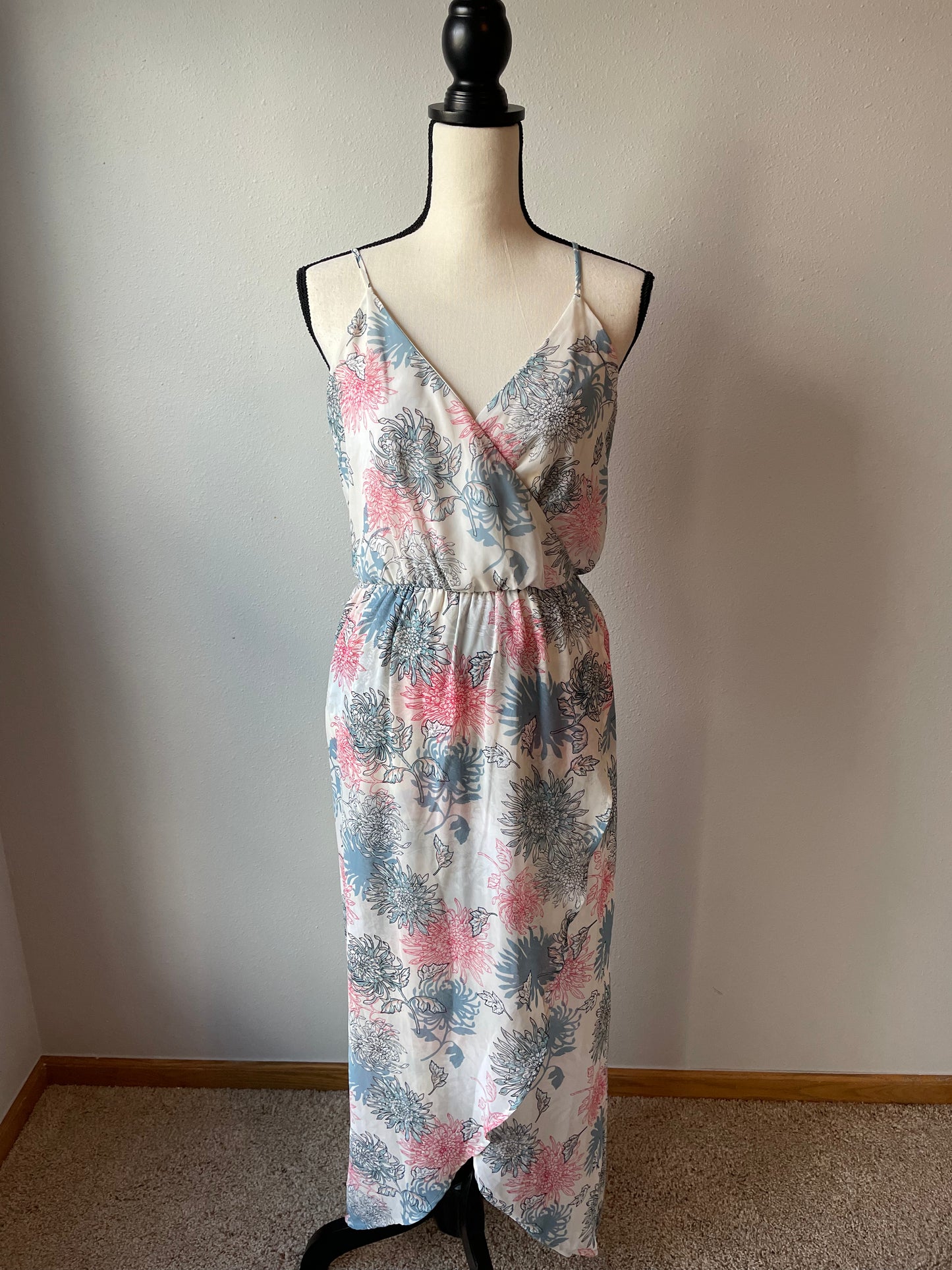 Lush Wrap Floral Dress (M)