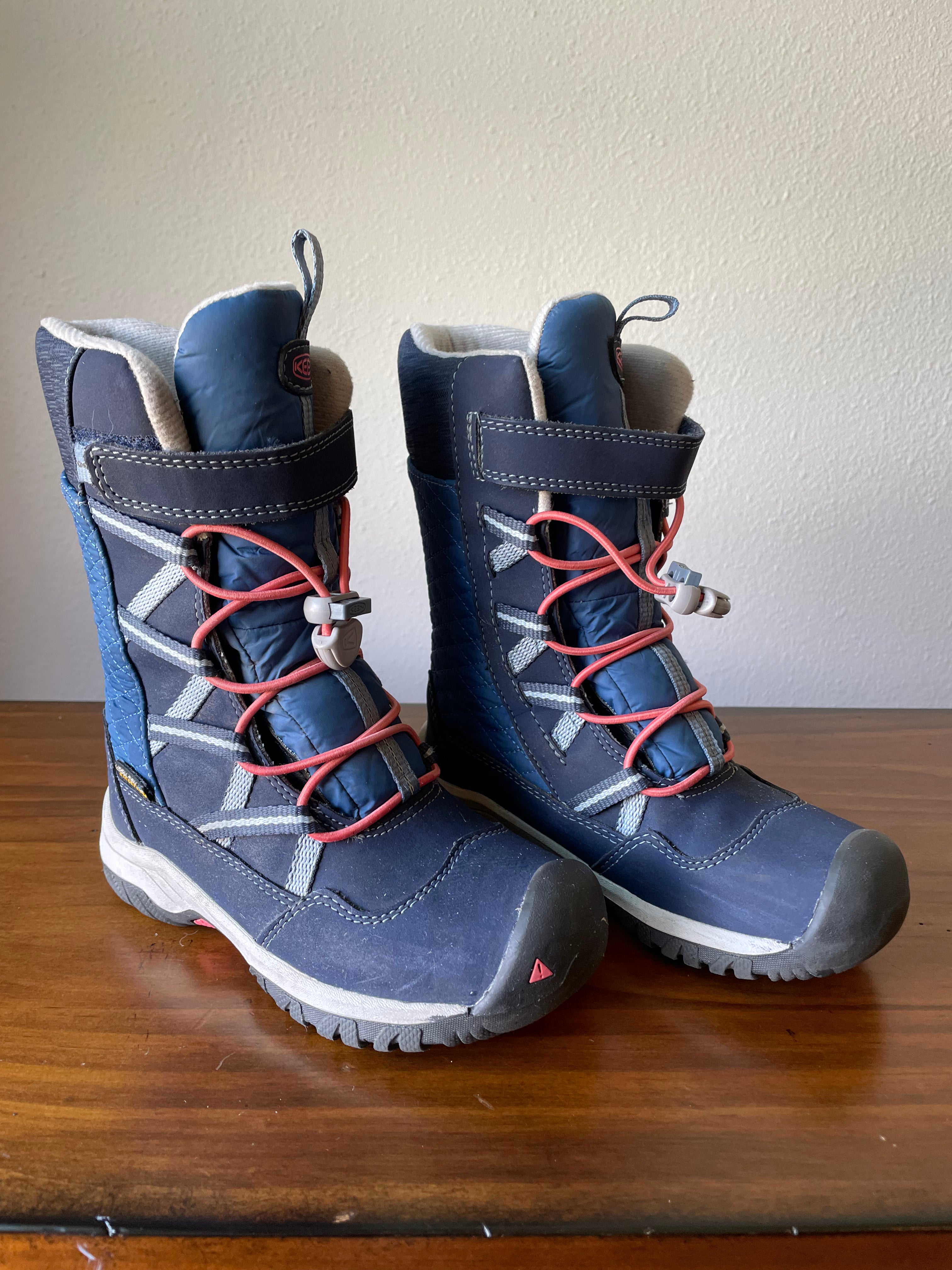 Keen Boots (Y10) - BinxBerry Consignment