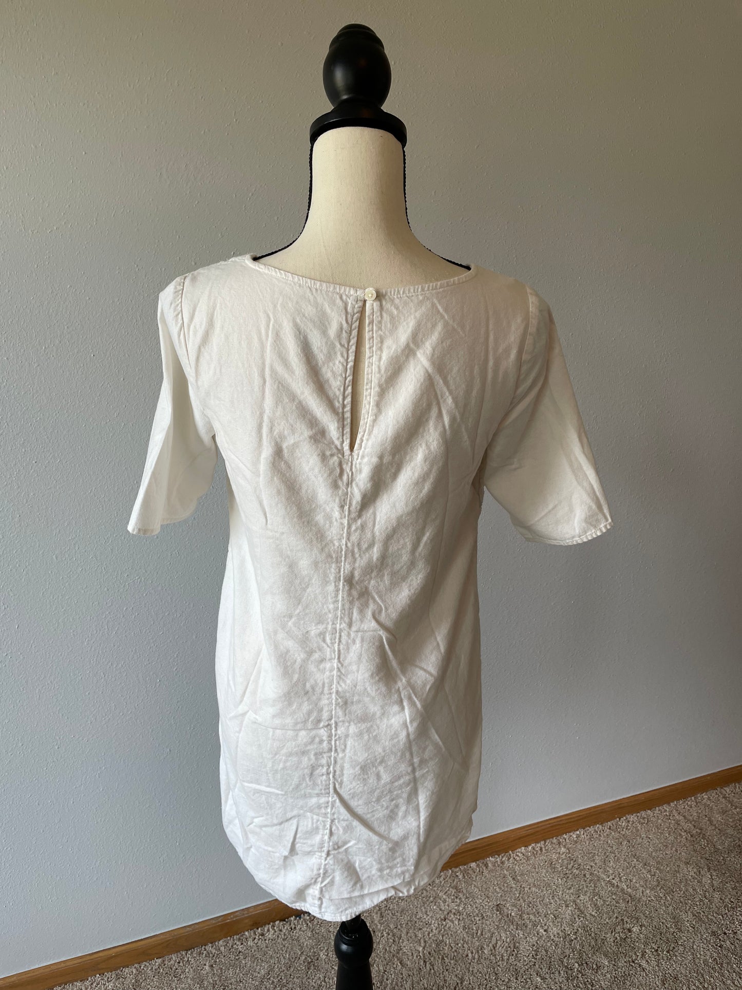 Old Navy White Dress (S)