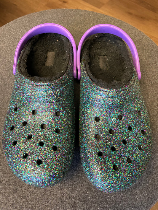 Green Glitter Lined Crocs (6)
