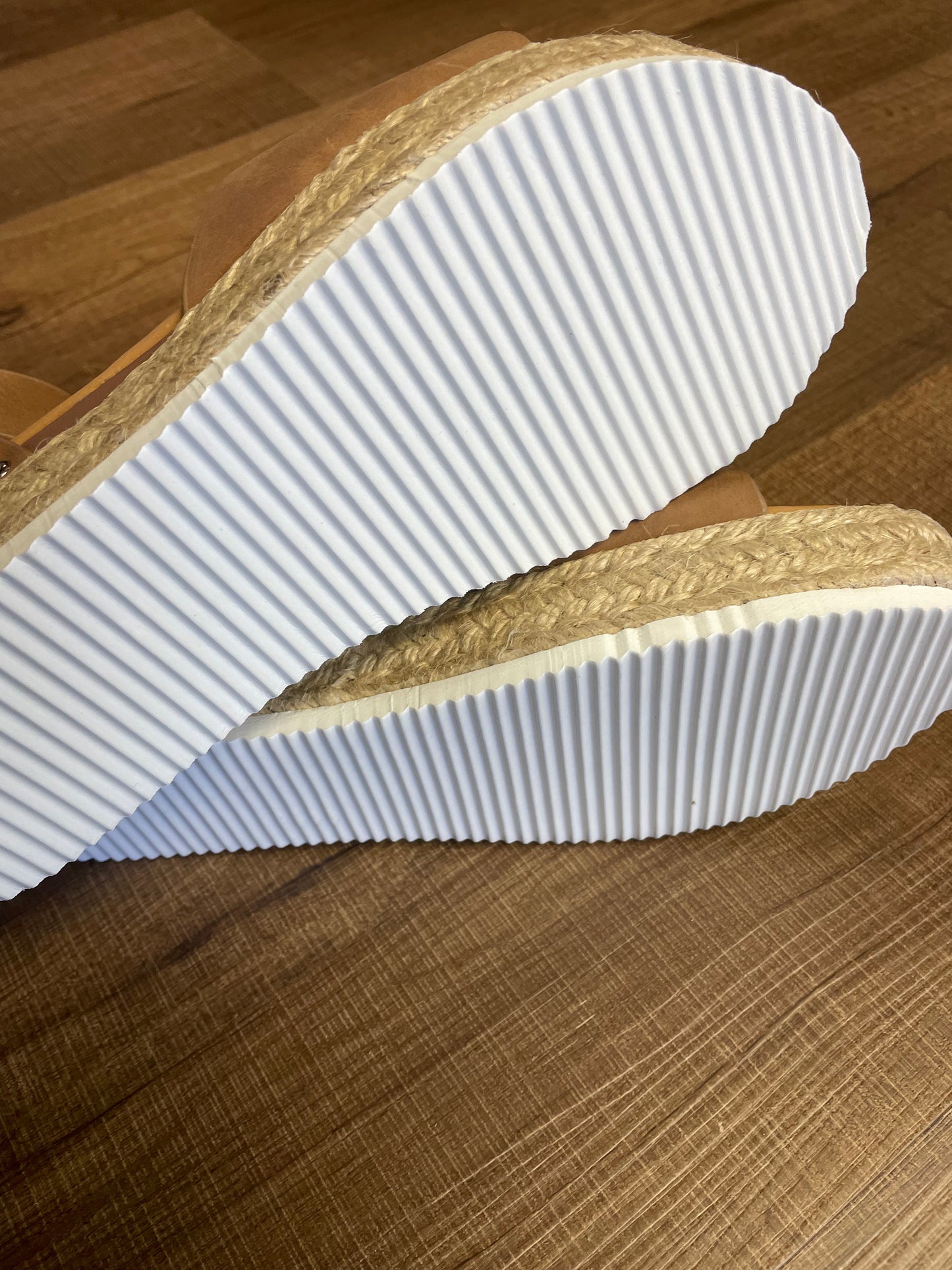 Platform Faux Leather Sandal Ankle Strap (8.5)