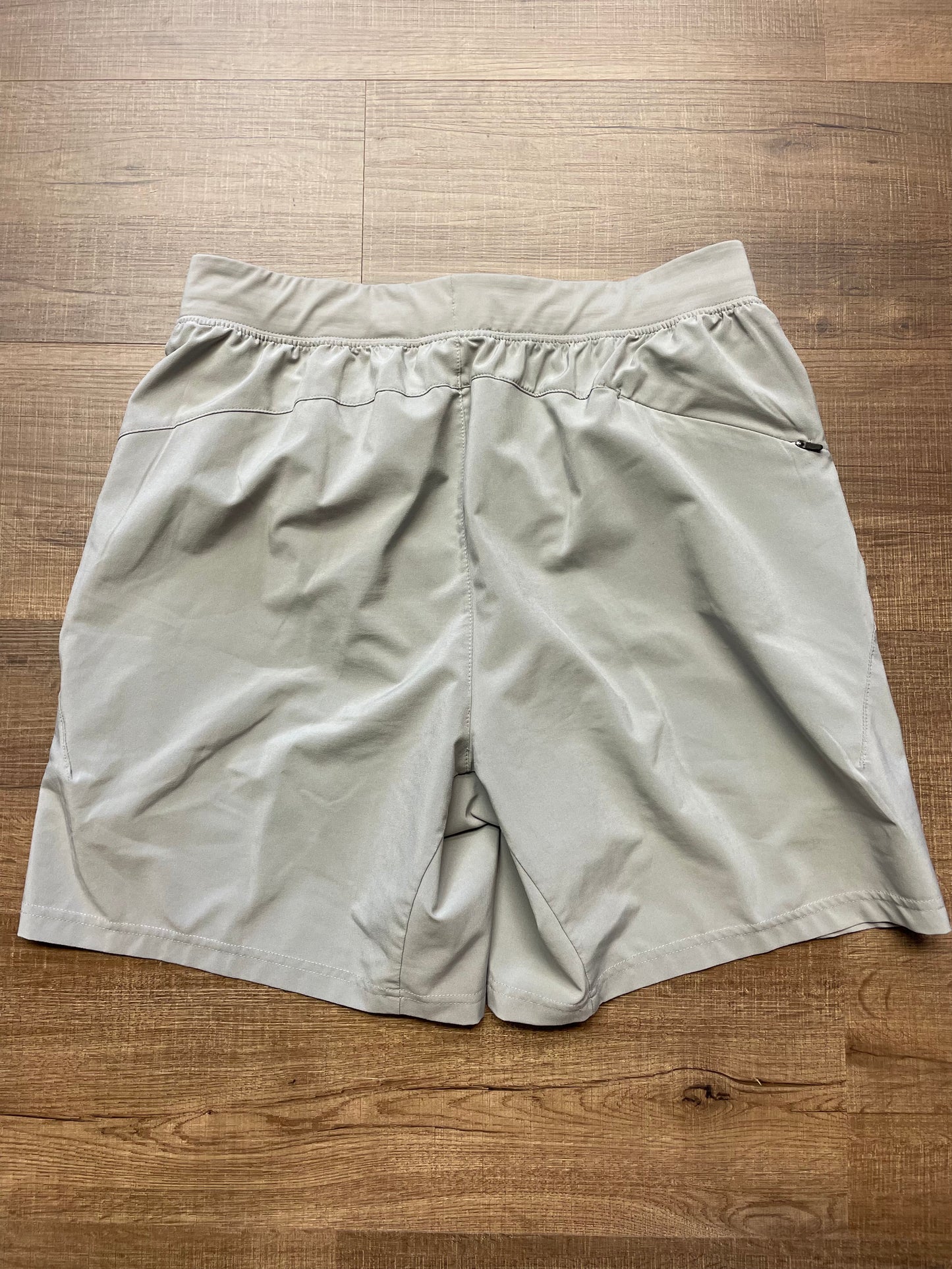 VRST Men's 7" Shorts (M)