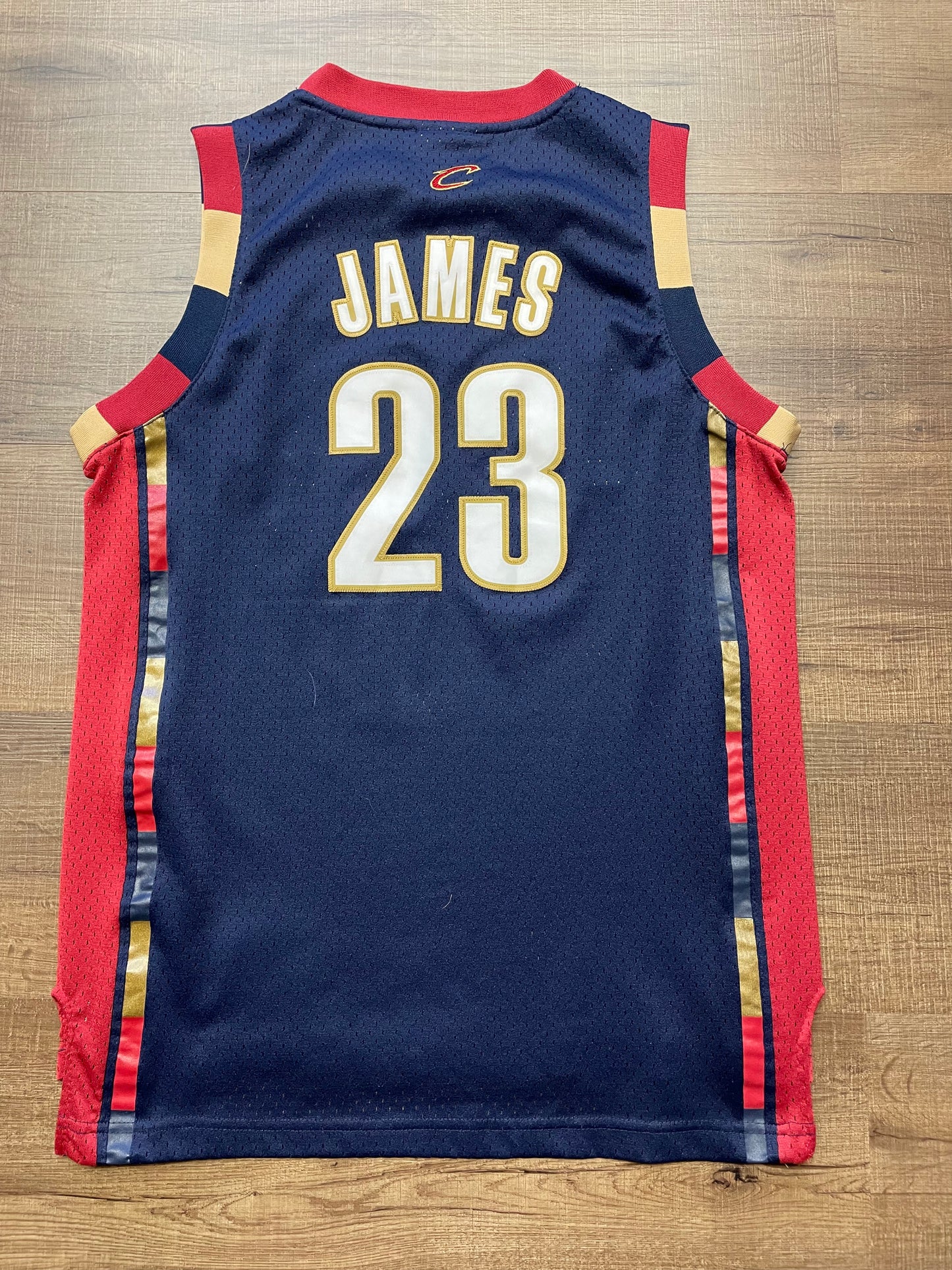 Adidas NBA Cleveland Cavaliers LeBron James #23 Jersey (YLG)