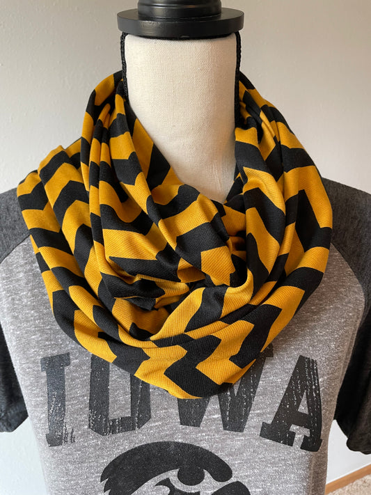 Aura in California Black & Gold Scarf