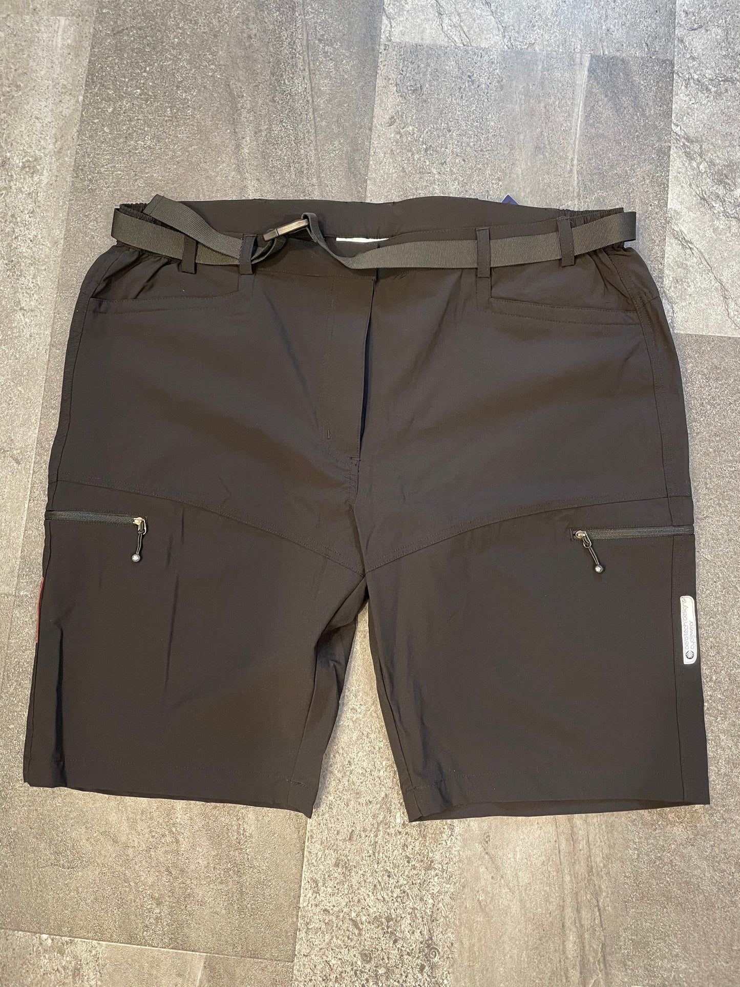 Aero Tech Black Urban Cargo Shorts (2XL)