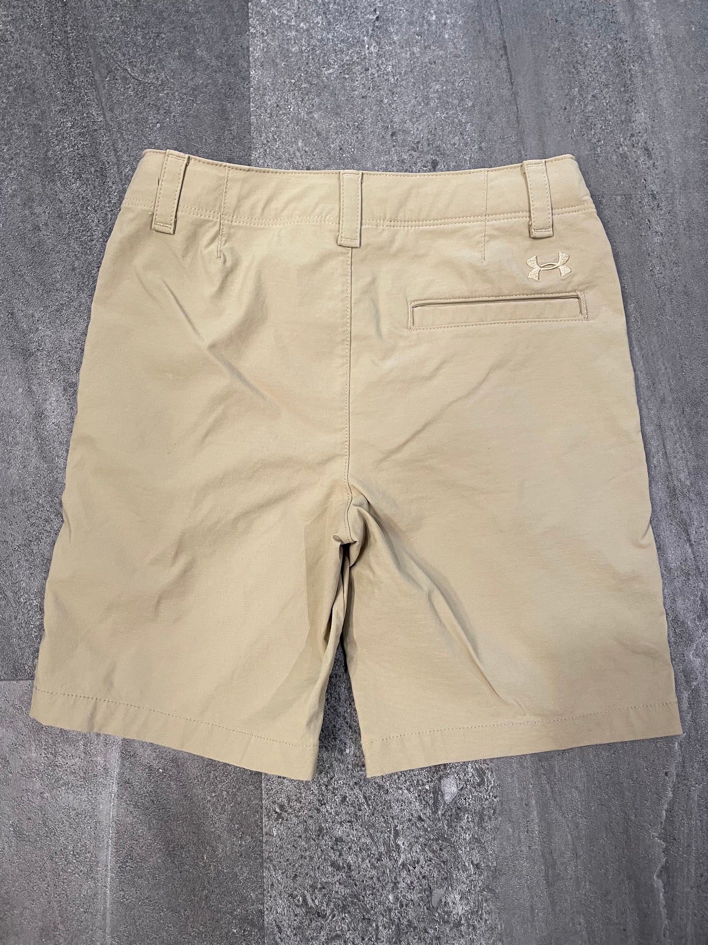 Under Armour Tan Flat Front Boys Shorts (5)