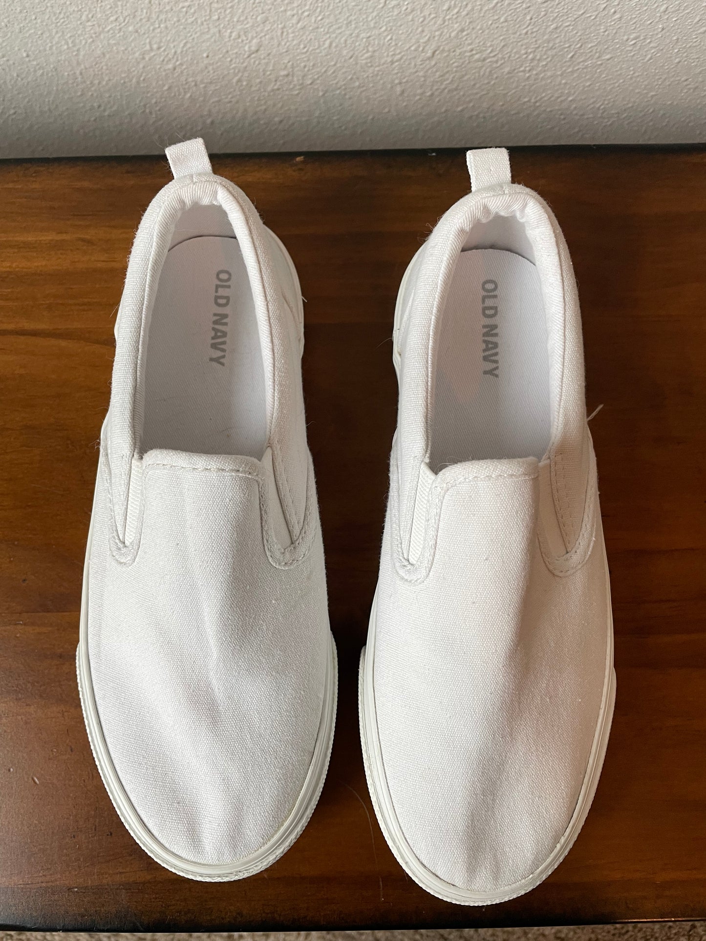 Old Navy Youth Canvas Loafers (3)