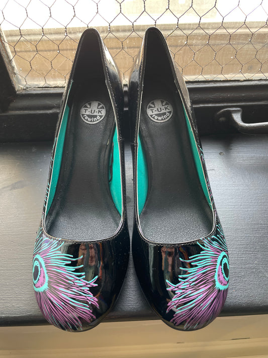 T.U.K. Rewind Peacock Feather Pumps (7)