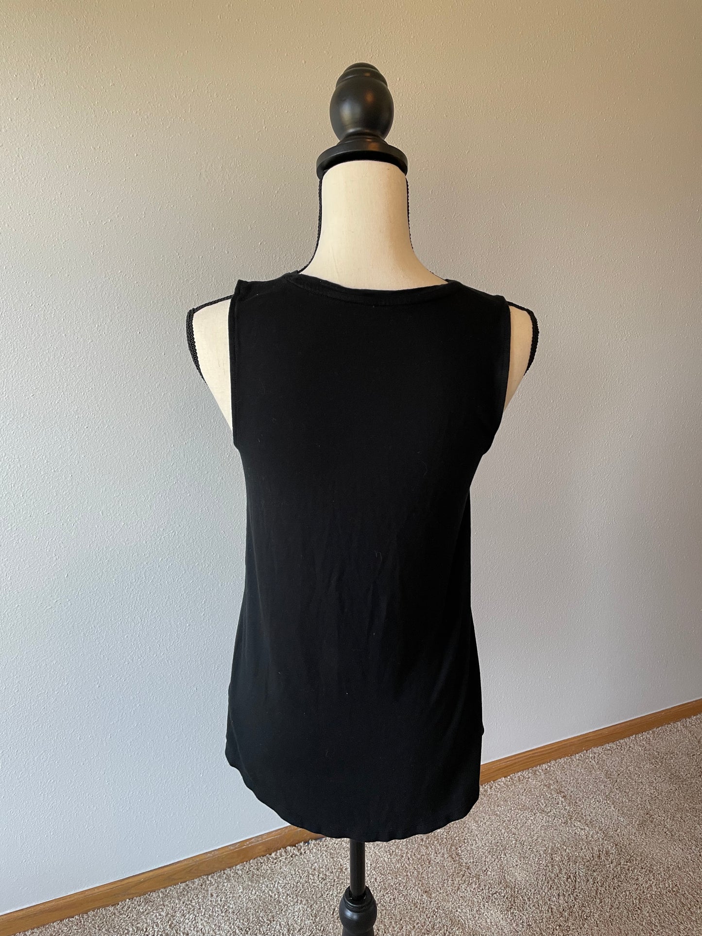 Black Sleeveless Shirt (S)