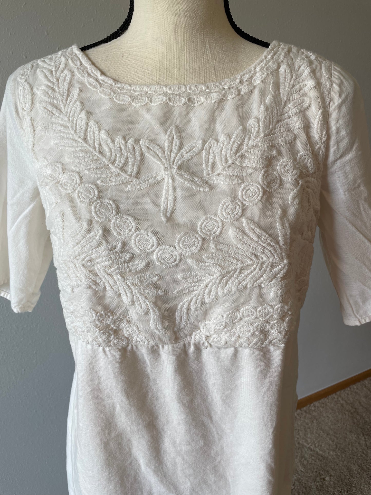 Old Navy White Dress (S)